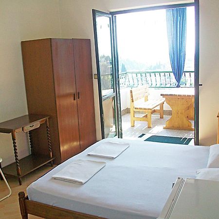 Hoxha Rooms Ulcinj Bagian luar foto