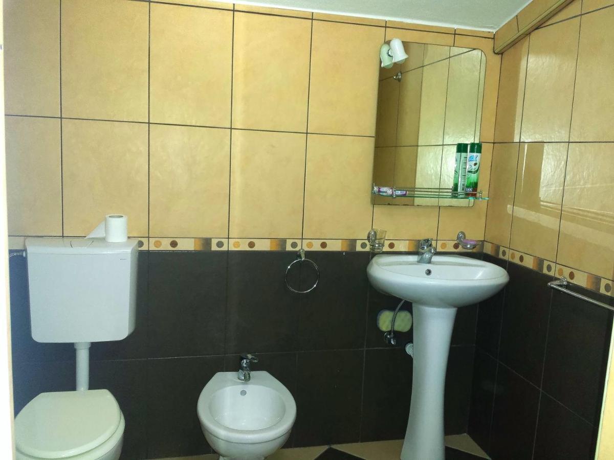 Hoxha Rooms Ulcinj Ruang foto