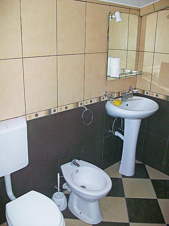 Hoxha Rooms Ulcinj Ruang foto