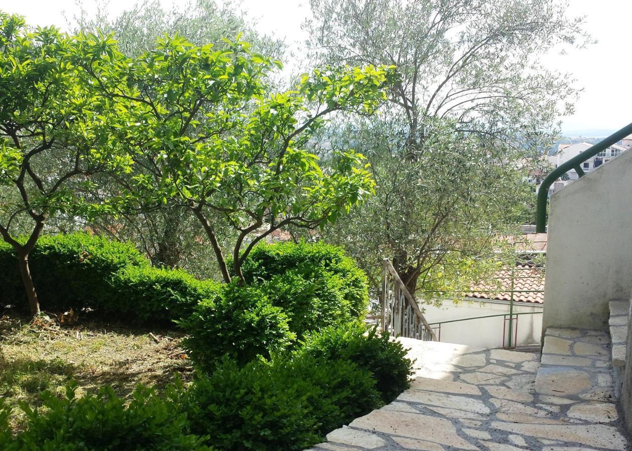 Hoxha Rooms Ulcinj Bagian luar foto